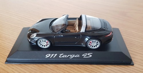 Minichamps porsche 911 - 1:43,