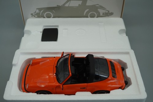 Minichamps 100063064 - 1/18,